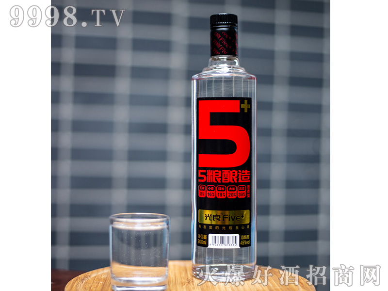 Five+ƿ45ŨͰ׾ʳ300ml-׾Ϣ
